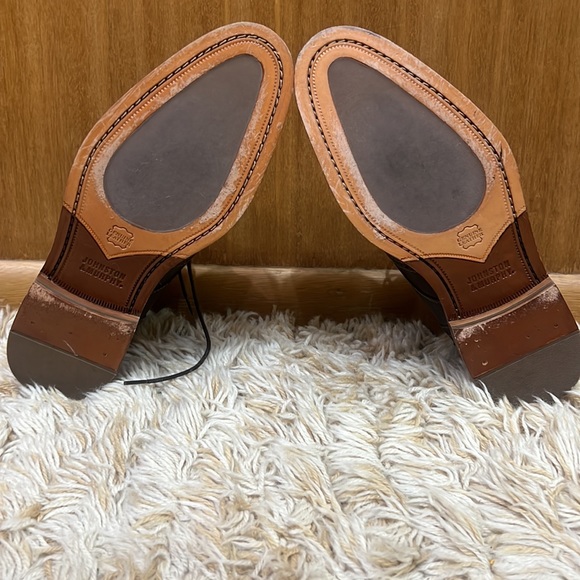 Johnston and Murphy wingtip chukka shoes - Picture 4 of 4